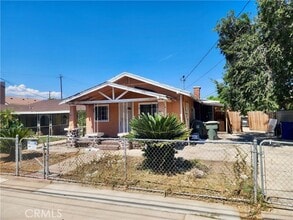 Building Photo - 224 E Rialto Ave