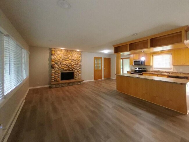 Foto del edificio - 3607 Robinwood Terrace