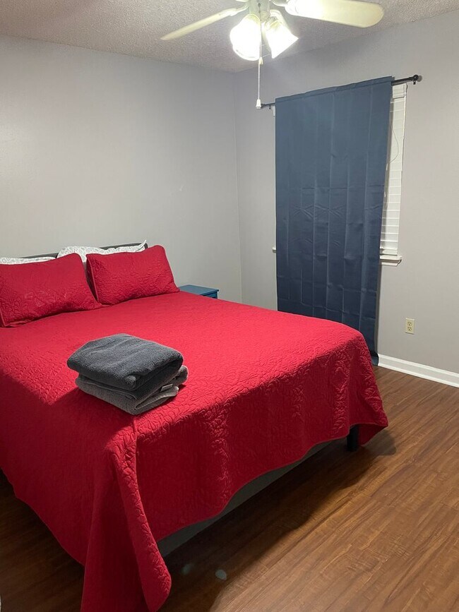 Foto del edificio - Cozy 1 bedroom townhome