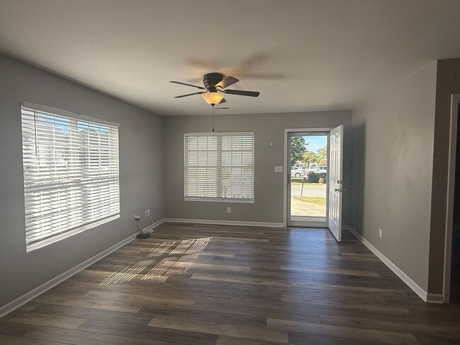 Foto del edificio - Newly Updated Ranch-Style Condo