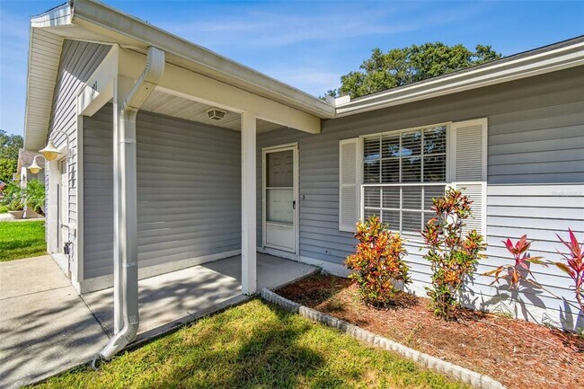 Building Photo - 331 Feather Tree Dr