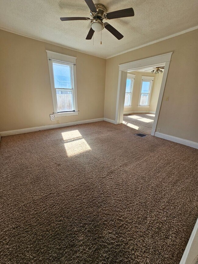 Foto del edificio - 349 10th St