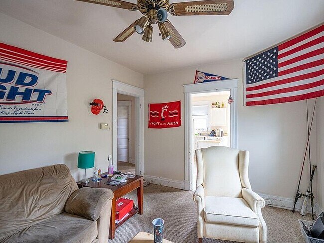 Building Photo - 2344 Fairview Ave