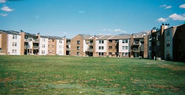 Foto principal - Cottonwood View Apartment Homes