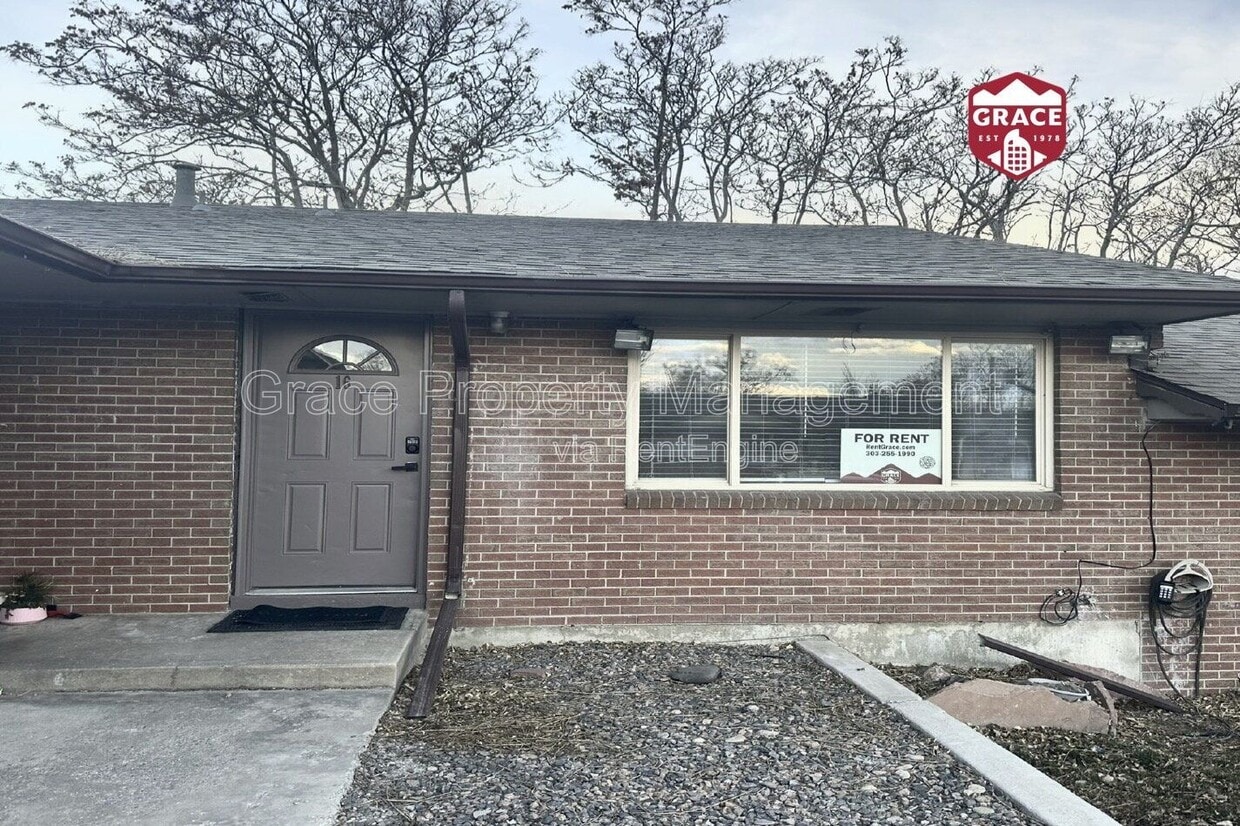 Photo - 4665 W 6th Ave