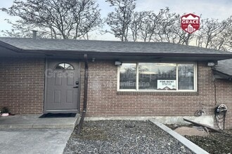 Building Photo - 4665 W 6th Ave