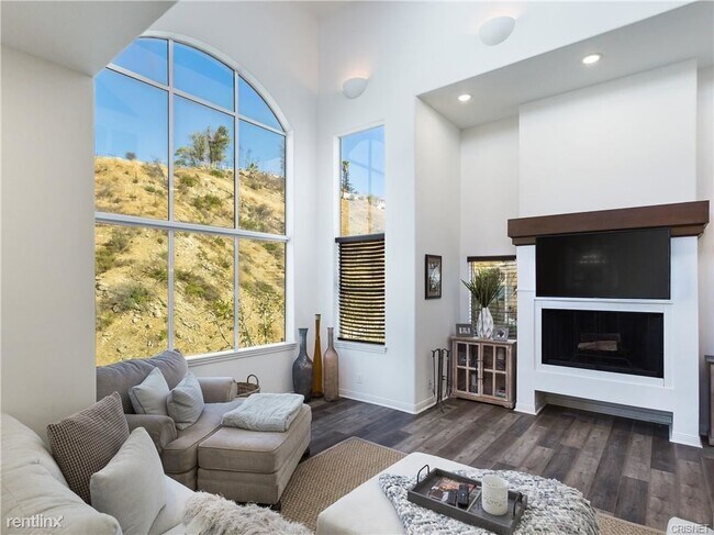 Building Photo - 5 br, 3 bath House - 35 Flintlock Ln