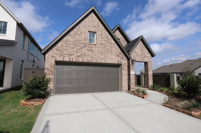 Building Photo - 2423 Shallot Ln