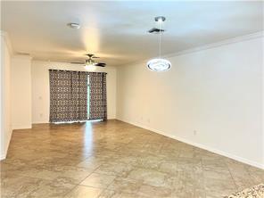 Foto del edificio - 9165 Glenforest Dr