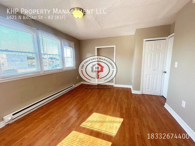 Foto del edificio - Spacious 1 Bedroom Apartment in Fern Rock ...