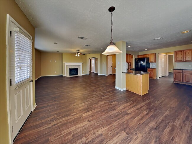 Foto del edificio - 913 Almond St