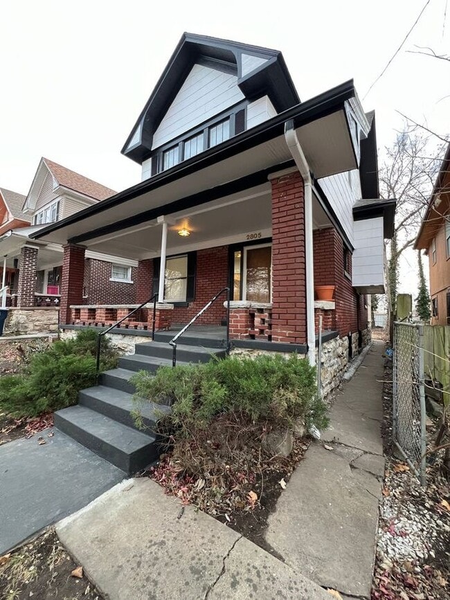 Building Photo - Charming 3-Bedroom Family Home with Modern...