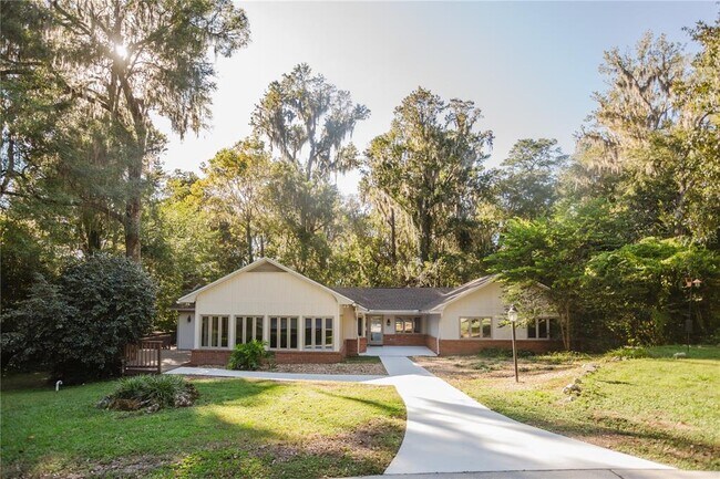 Building Photo - 3730 NW 37th Terrace