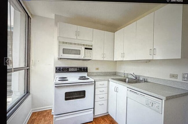Building Photo - 405 N Wabash Ave