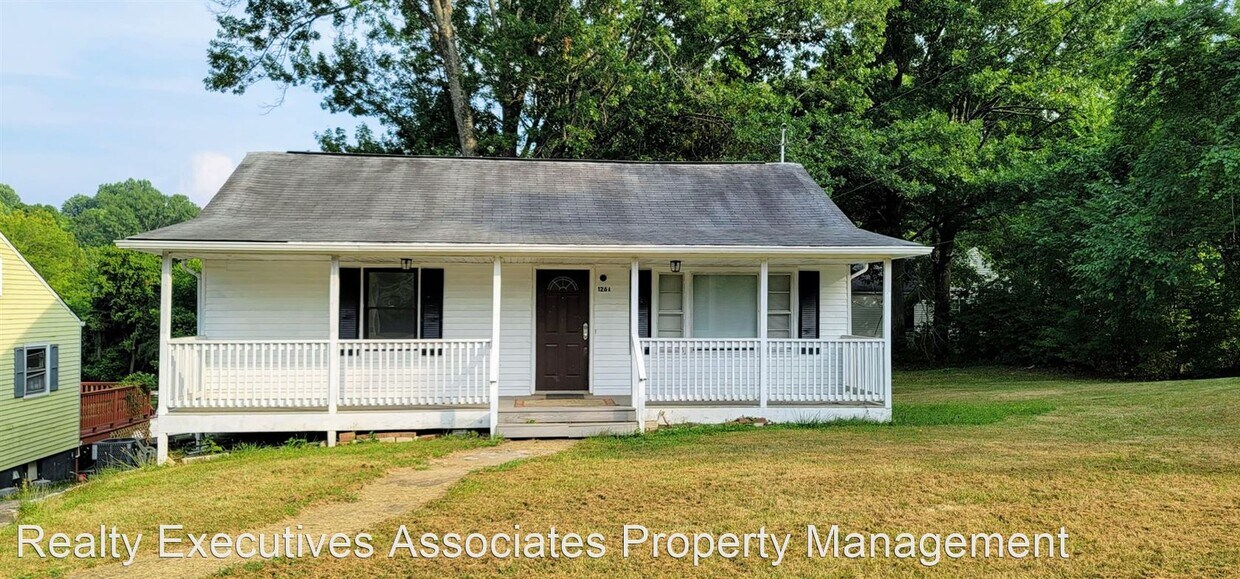 Foto principal - 2 br, 1 bath House - 126 Ingersoll Avenue,...