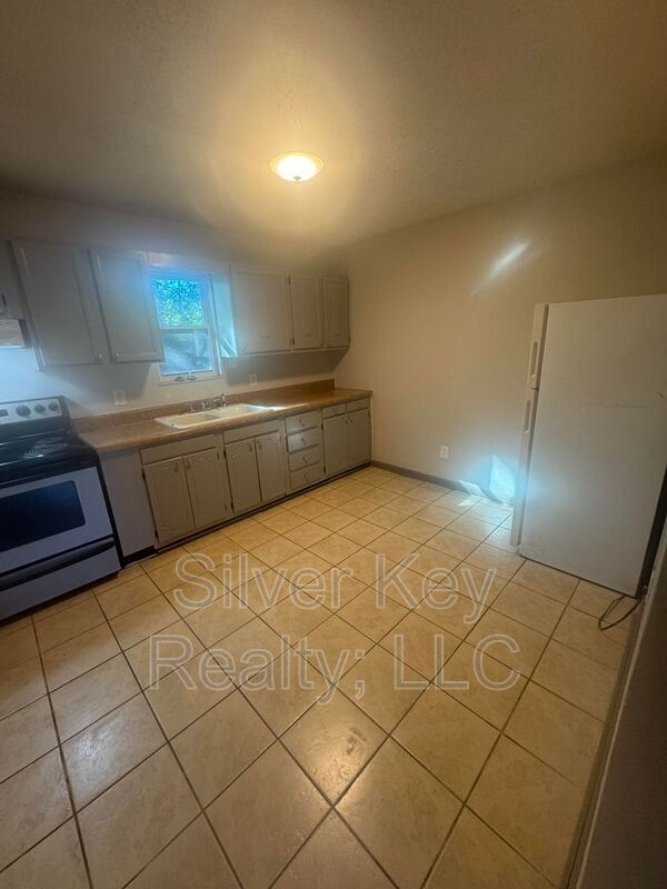 Foto del edificio - 1426 Niles Ferry Rd