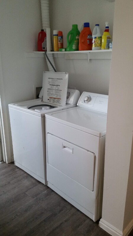 Building Photo - 480 E 4200 S