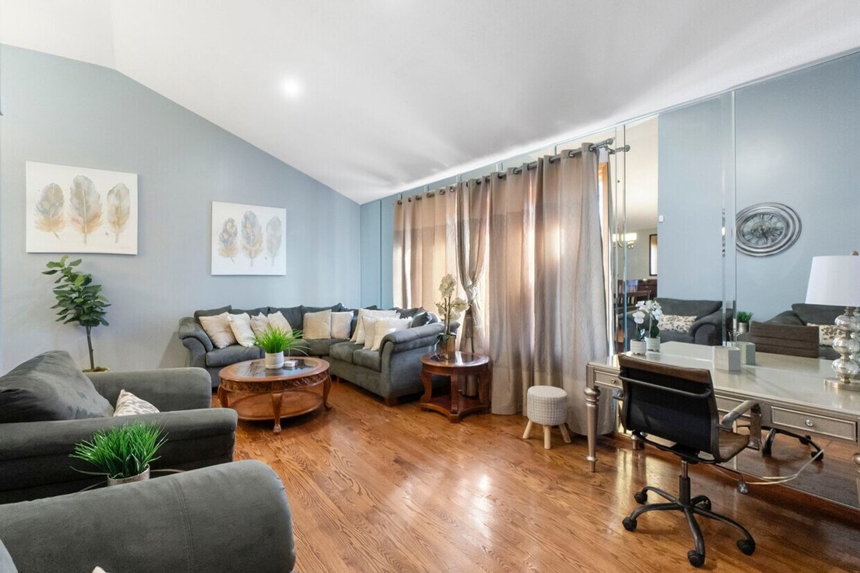 Foto principal - 5000 190th St