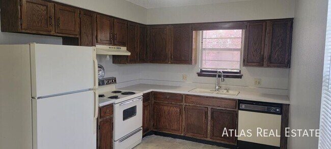 Foto del edificio - 17312 E 48th Terrace S