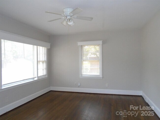Foto del edificio - 3623 Eastway Dr
