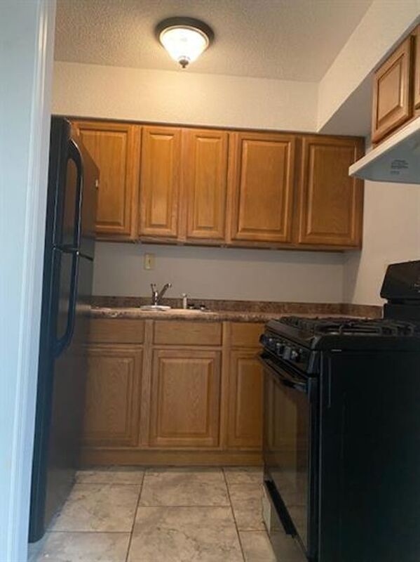Foto del edificio - 42 N Claybrook St
