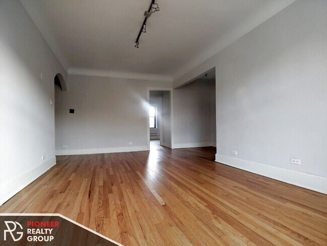 Foto del edificio - 2329 N Rockwell St