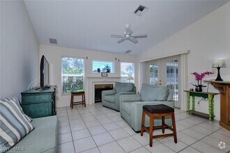 Building Photo - 5507 SW 14th Pl