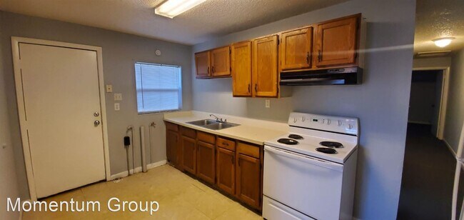 Building Photo - 2 br, 1 bath House - 205 NE 2nd STREET