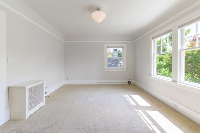 Living Room - 346 63rd St