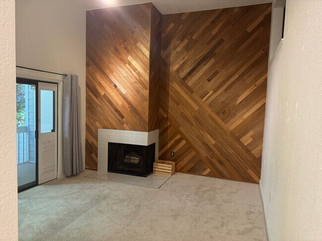 Foto del edificio - Gorgeous Juanita Townhome