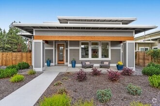 Building Photo - 63367 NW Clearstone Dr