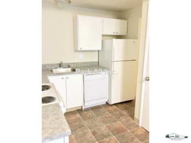 Foto del edificio - 2068 E 56th St