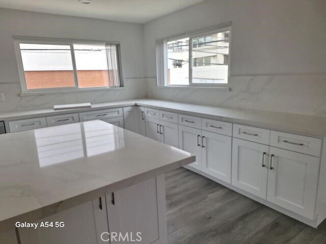 Building Photo - 1064 Davis Ave