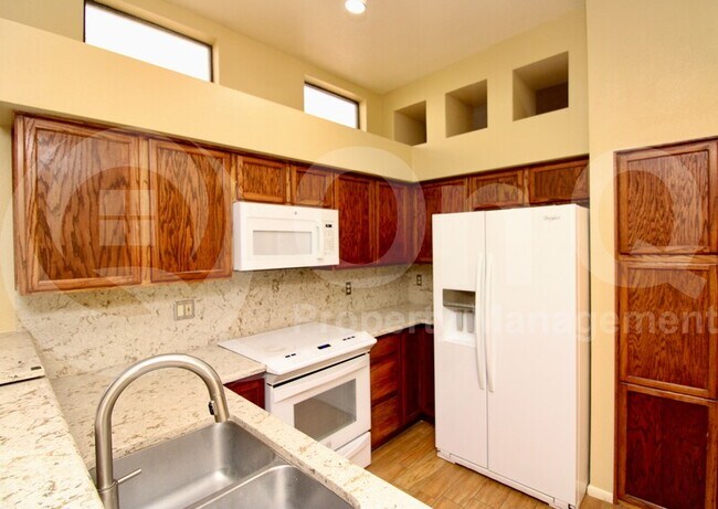 Building Photo - 9951 E Paseo San Ardo