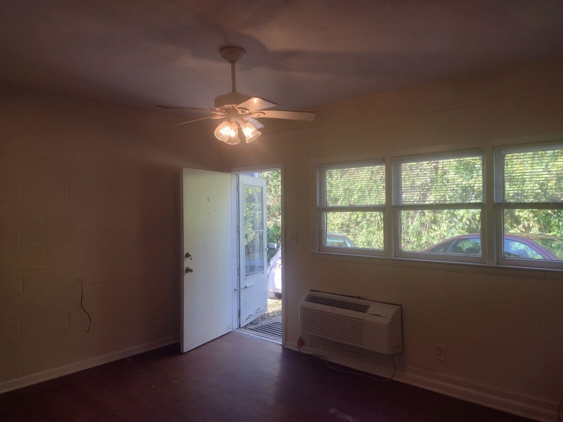 1 Bedroom Studio close to UNC - 1 Bedroom Studio close to UNC