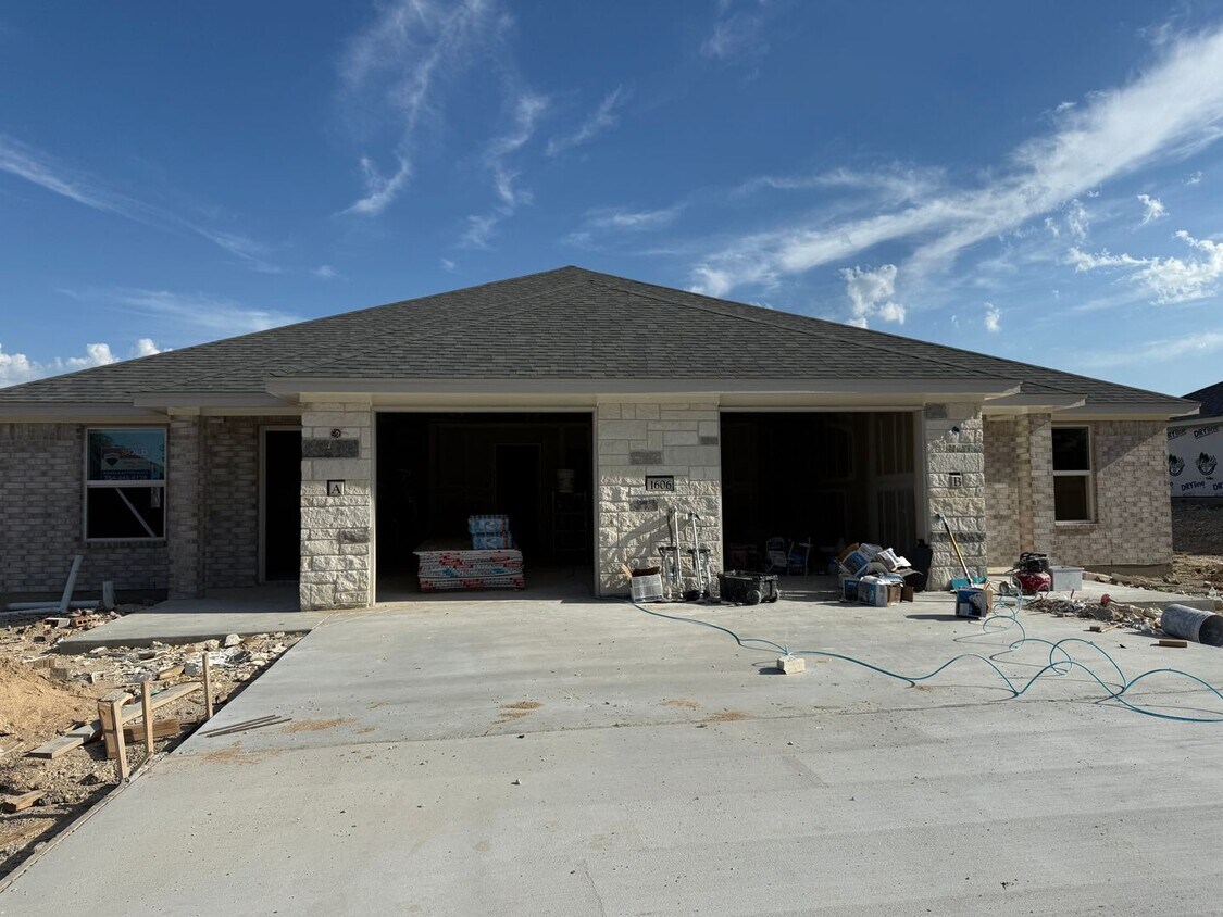 Foto principal - 1606 Pima Trail