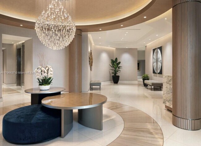 Foto del edificio - 888 Brickell Key Dr