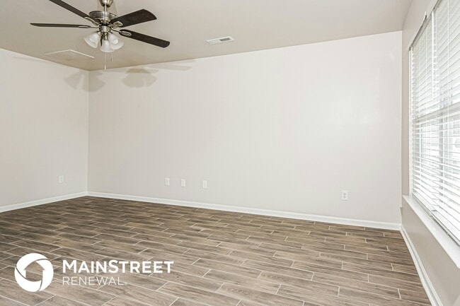 Building Photo - 2831 Wild Poplar Way