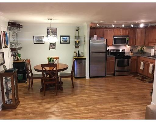 Foto principal - 1323 Worcester Rd