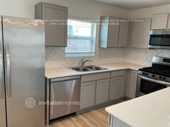 Building Photo - 22315 Stoney Ravine Dr