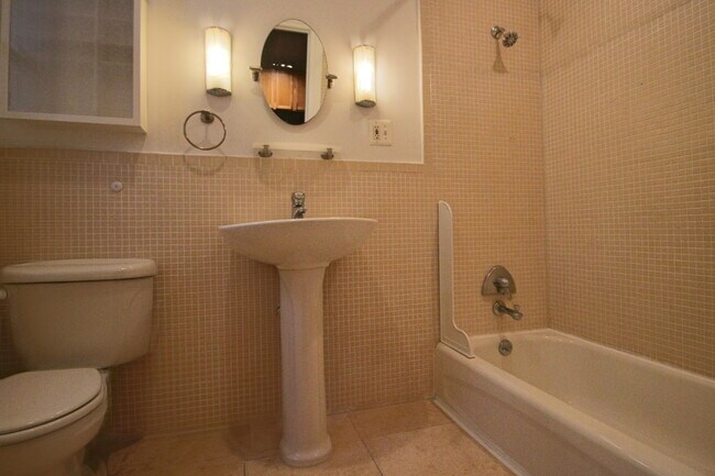 Foto del edificio - 1822 15th St NW