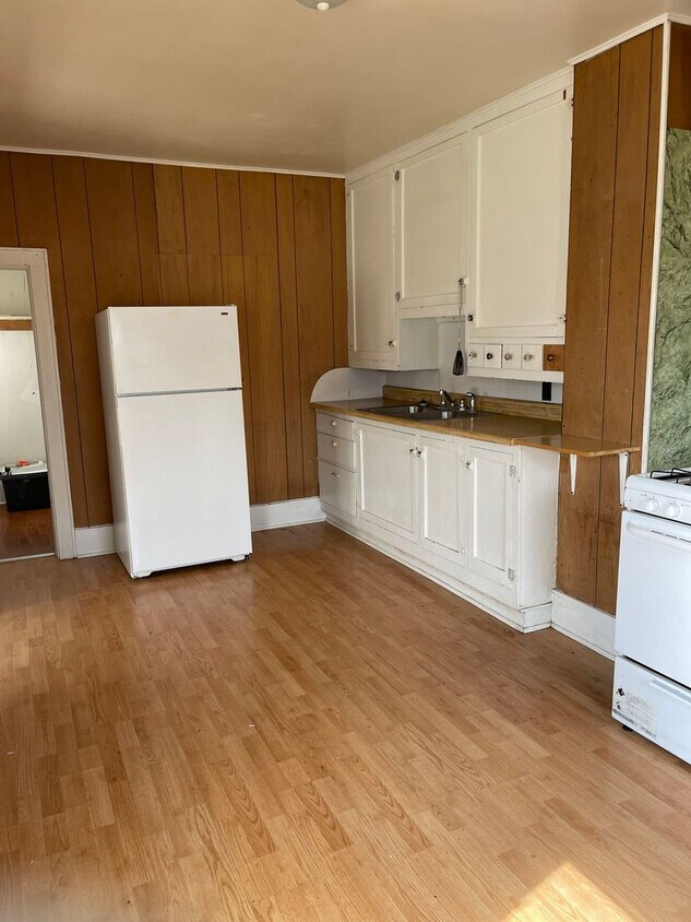 Building Photo - 1 BEDROOM 1 BATHROOM HOUSE FOR RENT