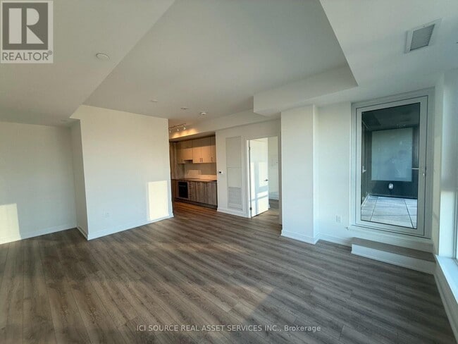 Building Photo - 5 Quarrington Ln