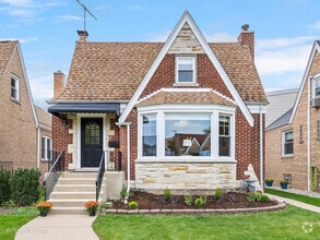 Building Photo - 1722 N 75th Ct