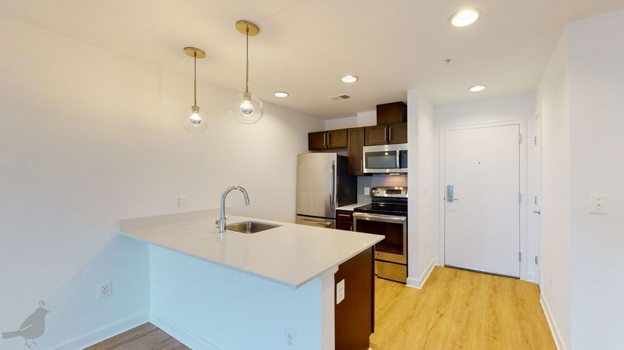 Primary Photo - 1115 H St NE