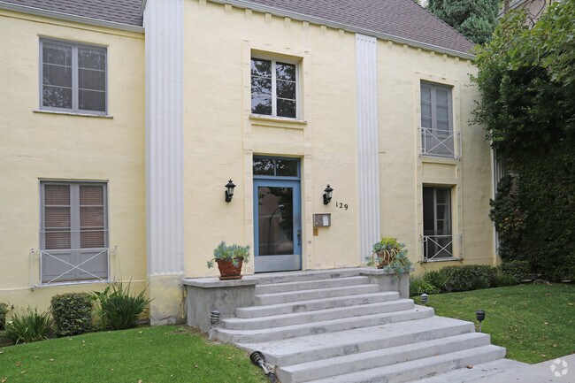 Foto del edificio - 129 S Oakhurst Dr