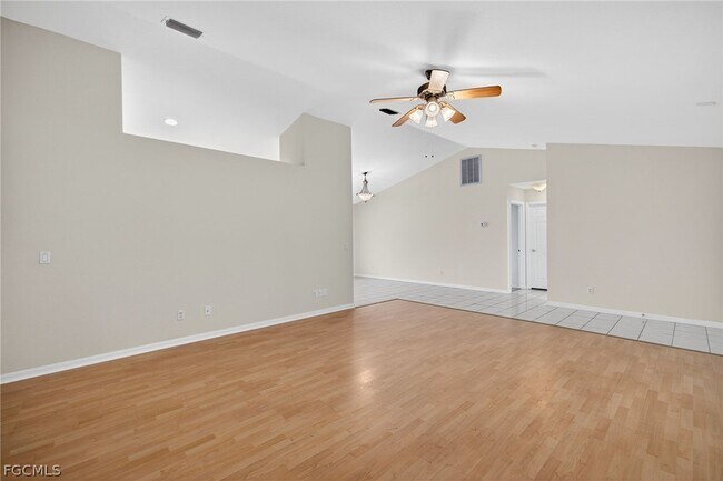 Foto del edificio - 1023 SE 18th Ave