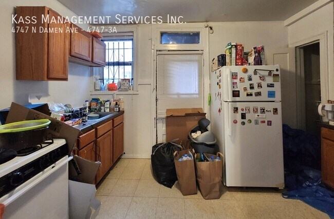 Building Photo - Spacious Ravenswood bedroom 1 bed 1 bath u...