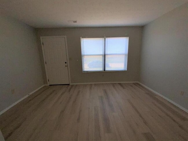 Building Photo - 1034 Belle Valley Dr