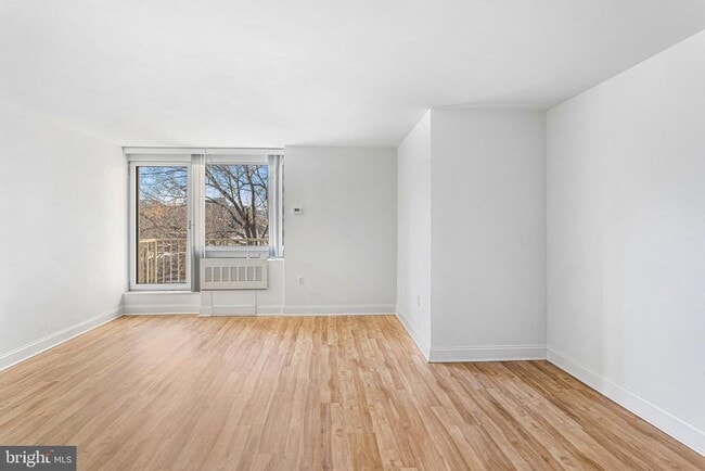 Building Photo - 800 4th St SW